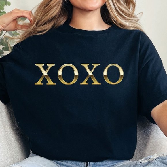 Xoxo Shirt Unisex College Tee Everyday Love T-shirt Gift - Picture 1 of 8